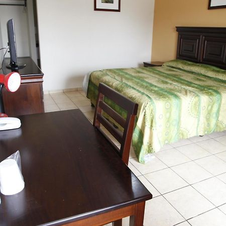 Apart Hotel Pico Bonito 라 세이바 객실 사진